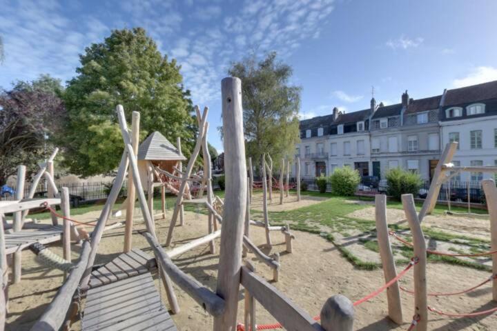 Lerelaisdodileqsl - Cambrai - Hyper Centre - Free Wifi - Ideal Couple & Famille Ngoại thất bức ảnh